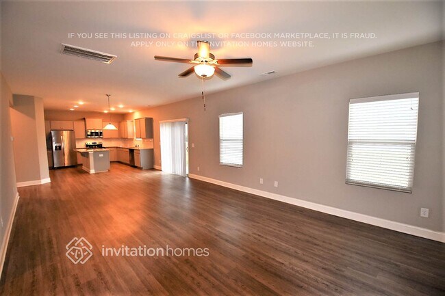 Building Photo - 5377 Roberta Crossing Dr