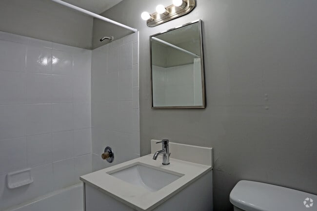 Interior Photo - Poinsettia Place Apartments