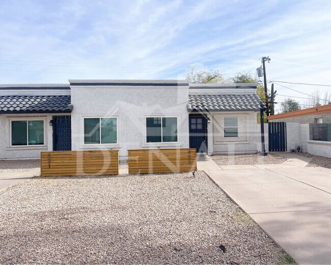 Foto del edificio - 423 S Terry Ln