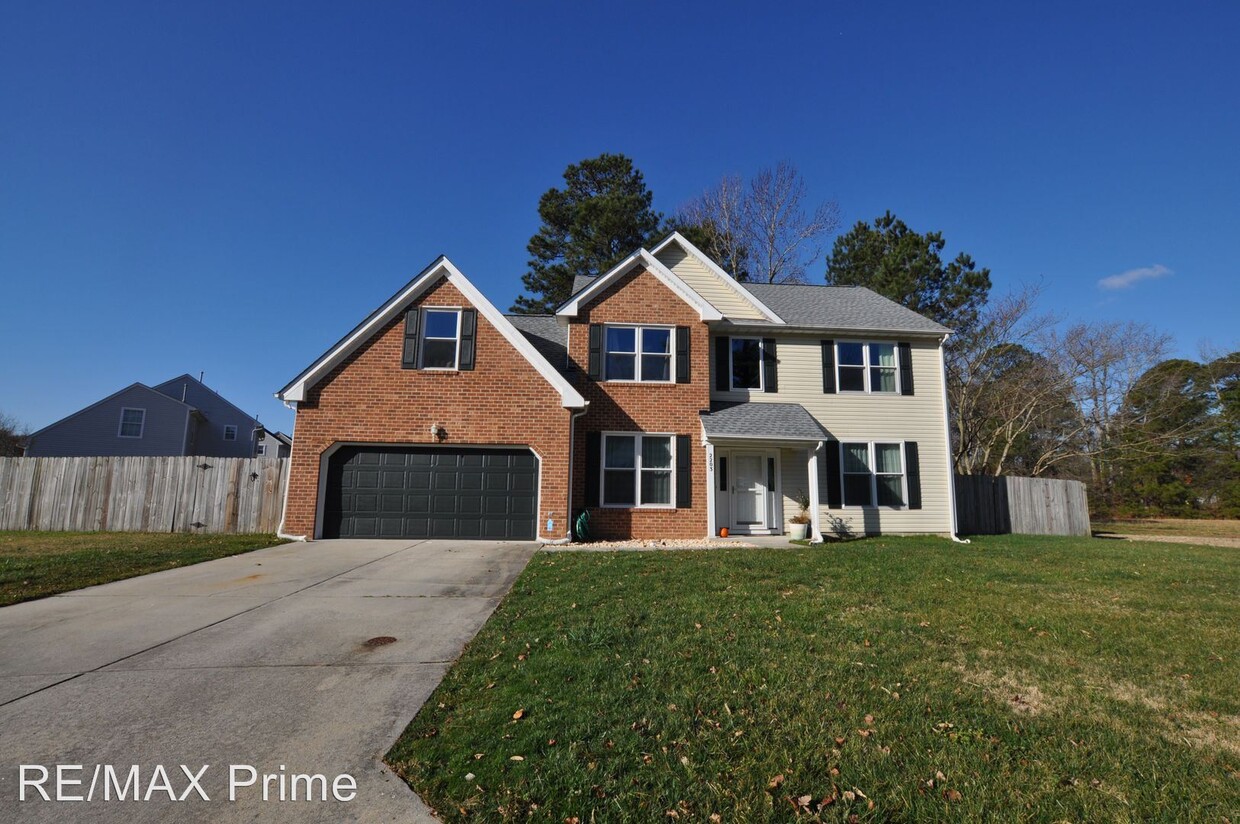 Primary Photo - 4 br, 2.5 bath House - 2203 Ships Crossing