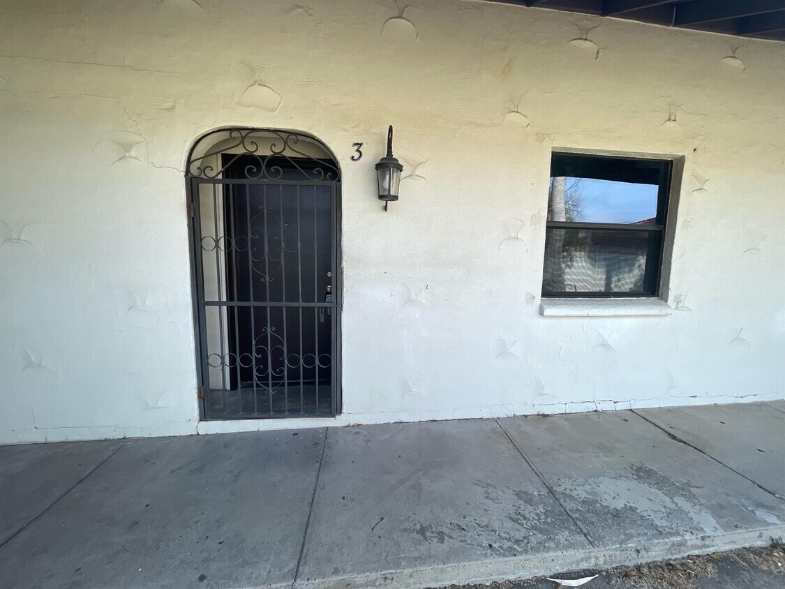Primary Photo - 2202 O'Kane St