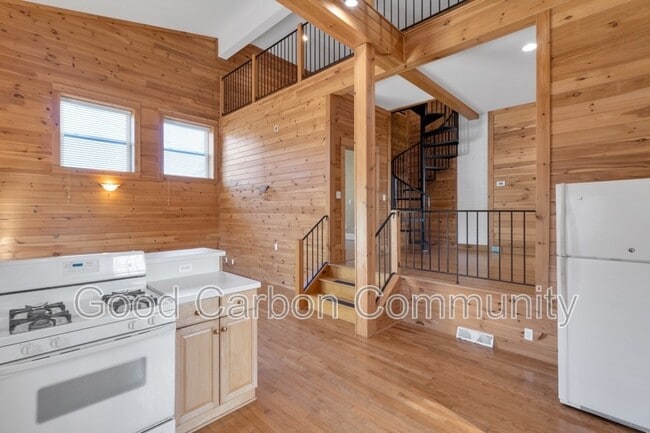 Foto del edificio - 852 Kenmore Ave