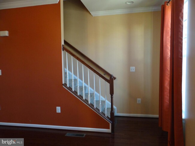 Building Photo - 2503 Hurston Ln