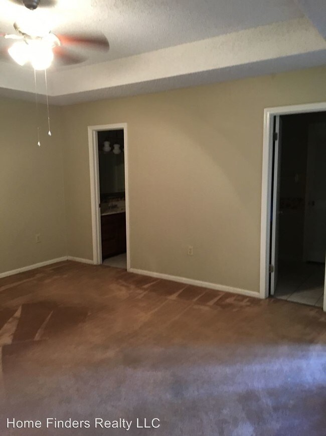 Foto del edificio - 4 br, 2.5 bath House - 6322 Chaucer Dr.