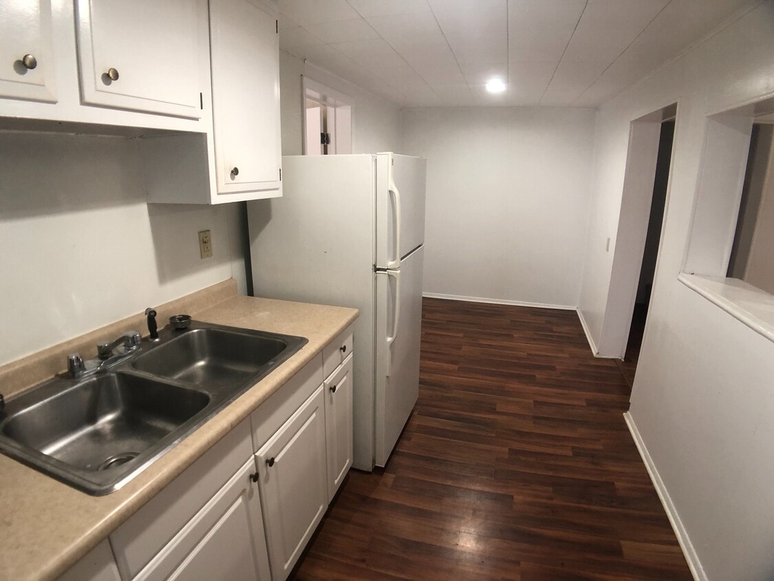 Primary Photo - 250 Park Ave