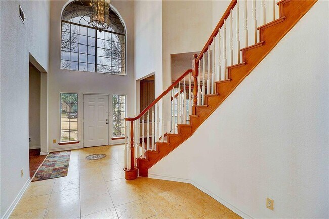 Building Photo - 6412 Pavillion Ct