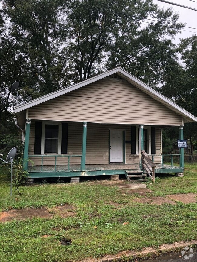 Building Photo - 4004 Virginia Ave