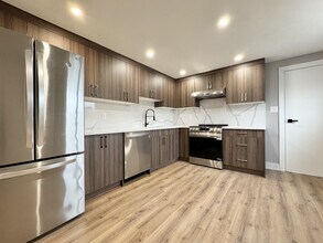 Building Photo - 53 Martin Rd