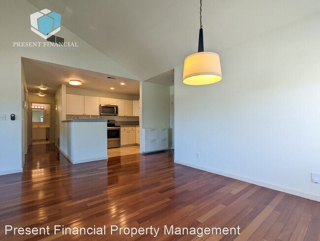 Foto del edificio - 3 br, 2 bath House - 935 Old County Rd #29