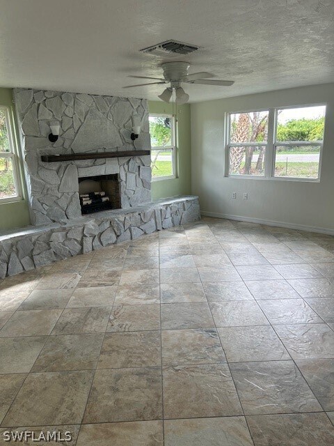 Foto del edificio - 8600 Riverside Dr