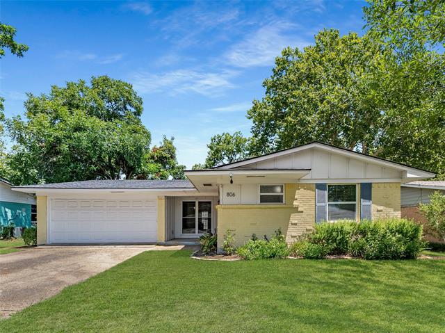 Primary Photo - 806 Wisteria Way