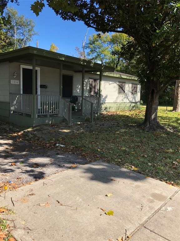 Primary Photo - 1216 9th Ave N