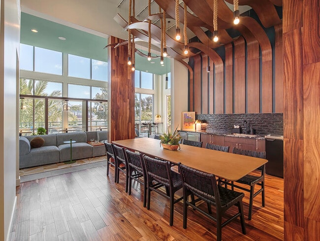 Foto del edificio - Rivair Apartment Homes