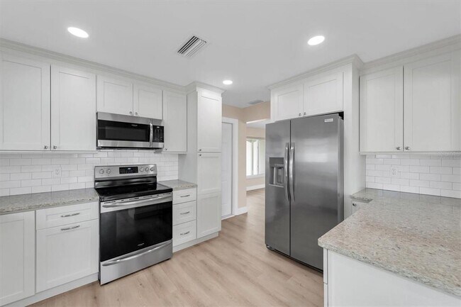 Foto del edificio - 315 Buttonwood Ln