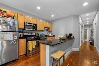 Building Photo - 16 Sewall St