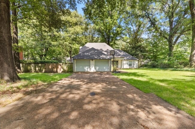 Building Photo - 1696 Hapano Dr