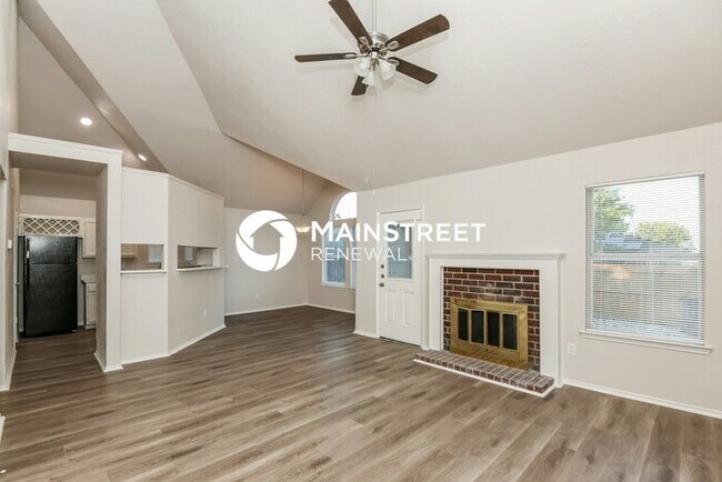Foto del edificio - 3 Bedroom Pet-Friendly Home in FORT WORTH, TX with Main Street Renewal