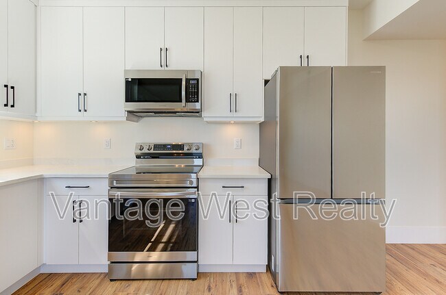 Photo du bâtiment - 1511-1511 Vineyard Dr