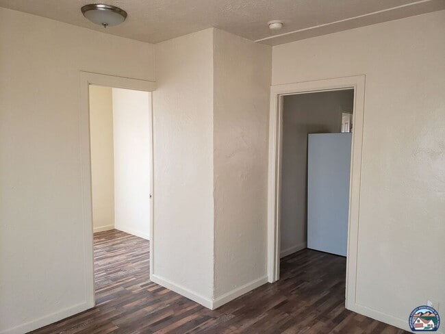 Building Photo - 1111 E St