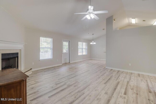 Foto del edificio - 14886 E Shadow Creek Dr