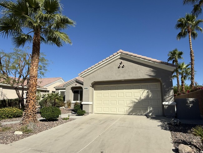 Building Photo - 36582 Crown St