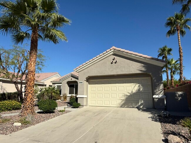 Foto del edificio - 36582 Crown St