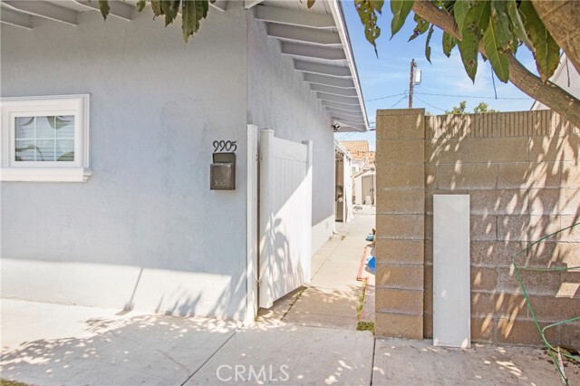 Foto del edificio - 9905 Lenore Dr