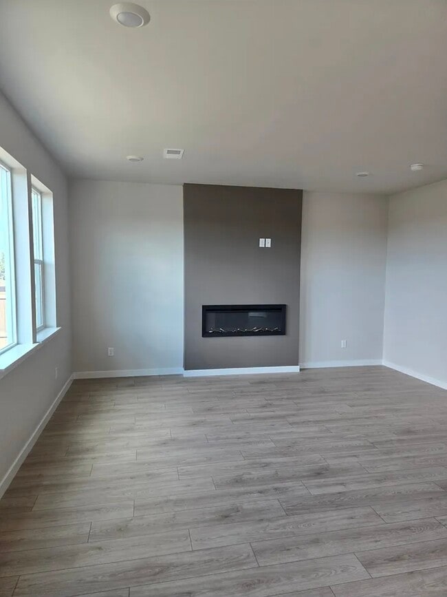 Building Photo - 21249 SE Pelee Dr