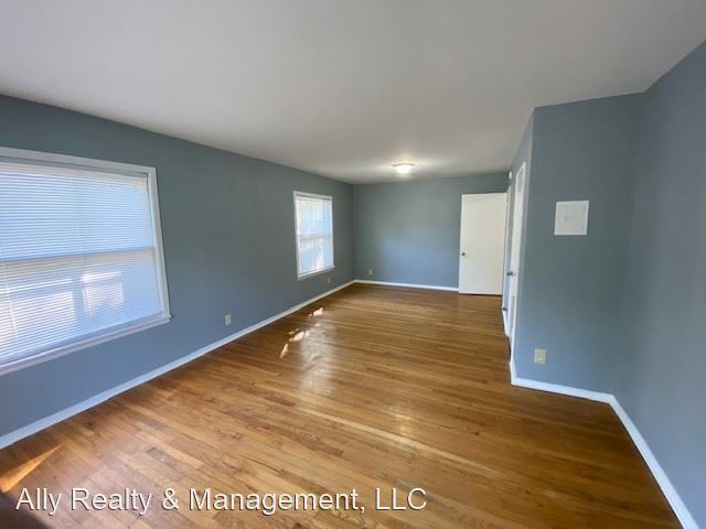Building Photo - 3 br, 2 bath House - 327 Blakeley Drive