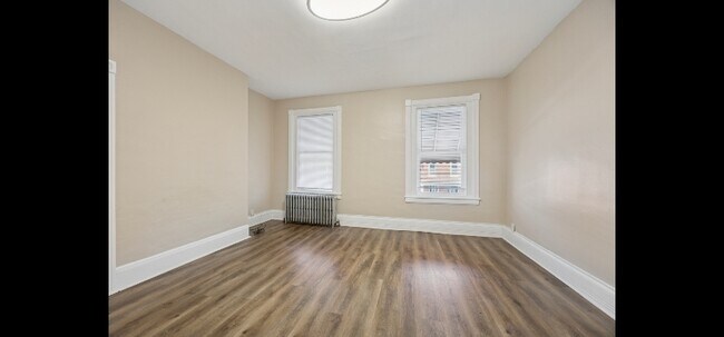 Building Photo - 1428 S 51st St