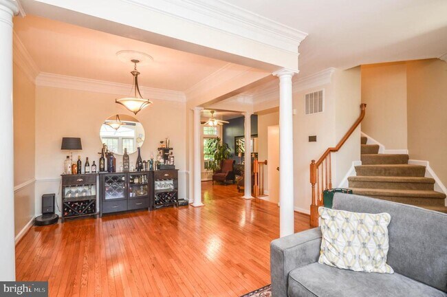 Foto del edificio - 6242 Levi Ct