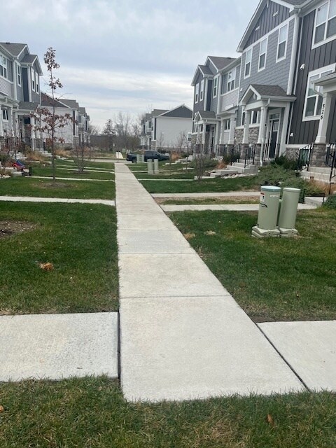 Building Photo - 522 Wolverine Dr