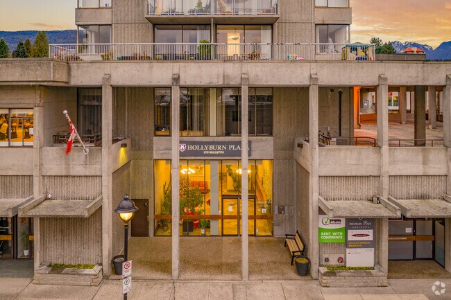 Building Photo - Hollyburn Plaza