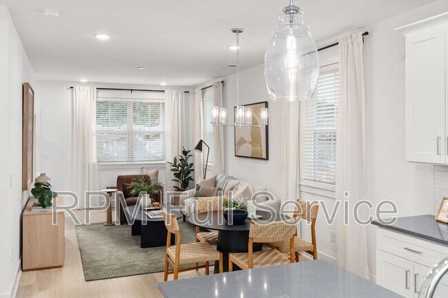 Foto del edificio - 716 N Dupont Ave