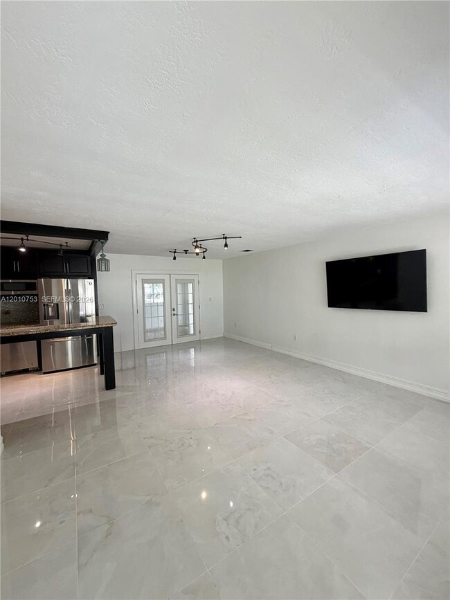 Foto del edificio - 6472 Johnson St