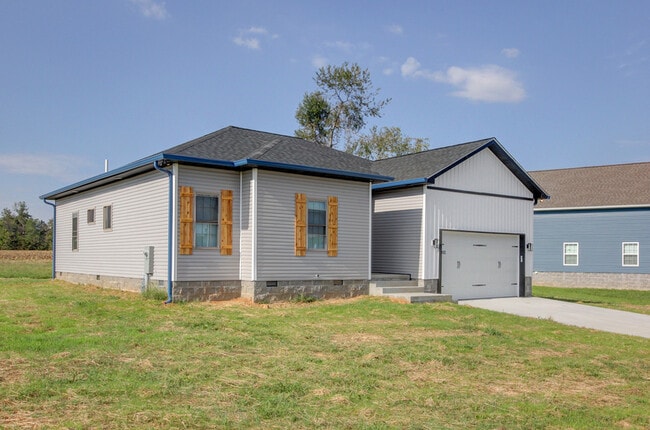 Building Photo - 102 Riverbend Dr
