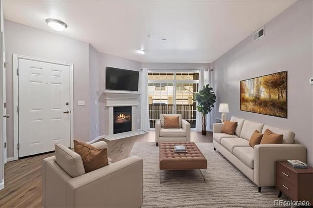 Building Photo - 3890 S Dayton St