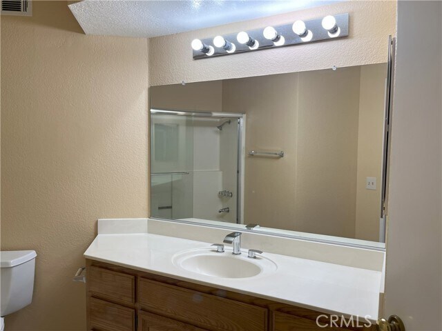 Building Photo - 928 Sunnyhill Pl