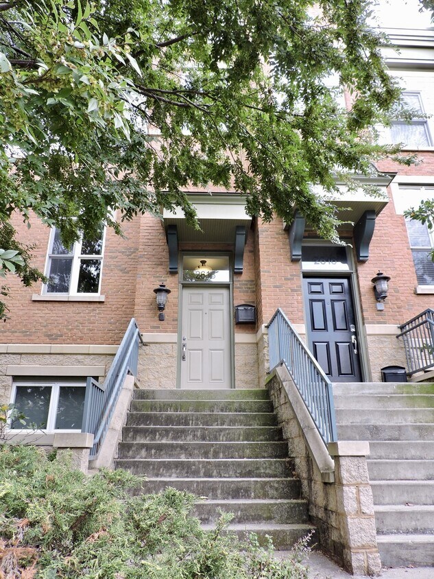 Primary Photo - 2618 Jefferson Ave