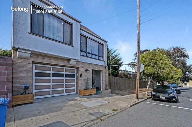 Building Photo - 1140 Bacon St