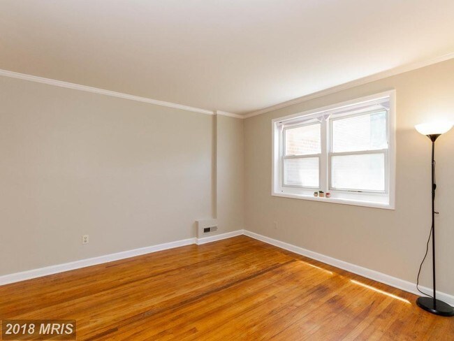 Building Photo - 1031 Philip Powers Drive, Unit B