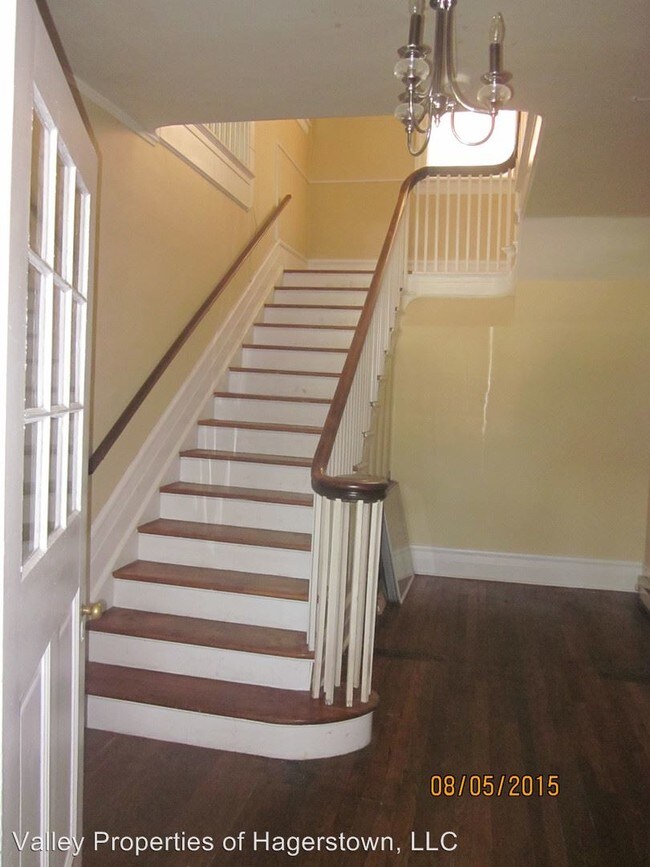 Foto del edificio - 708 Summit Ave