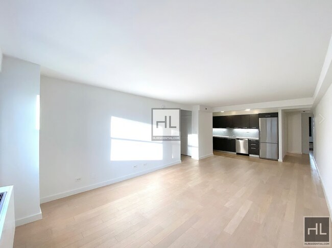 Foto del edificio - STUNNING LUXURY 4 BED IN PRIME MURRAY HILL...