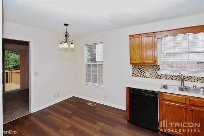 Foto del edificio - 924 Fallview Trail