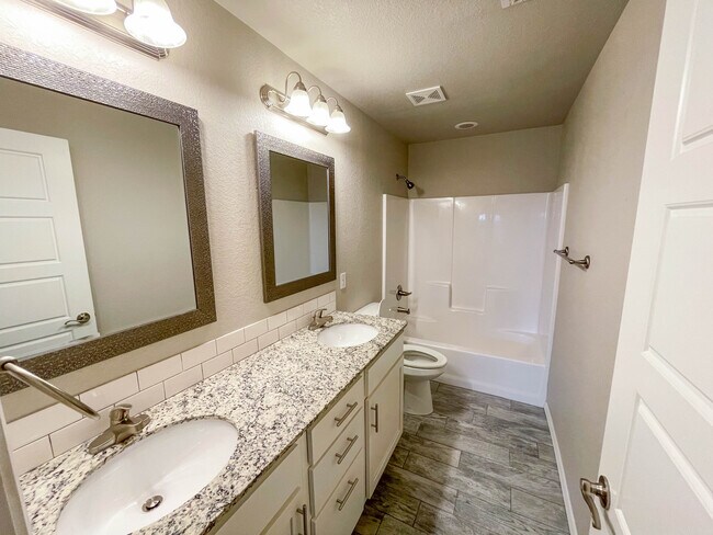 Foto del edificio - 4173 W Santa Maria Ln