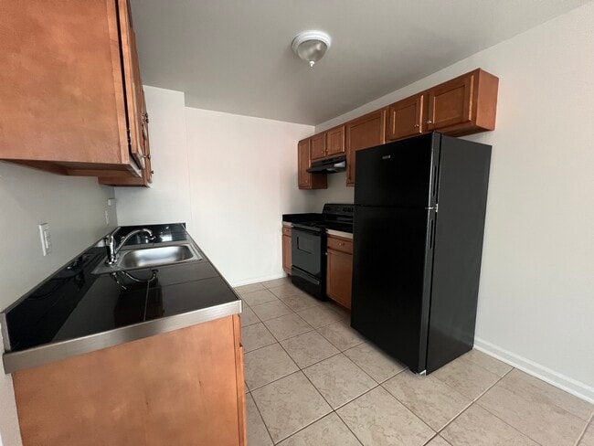 5703#B1 - Squirrel Hill Properties
