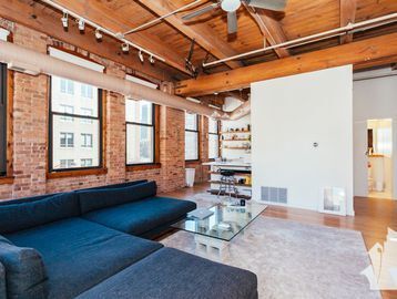 Foto del edificio - 400 S Green St