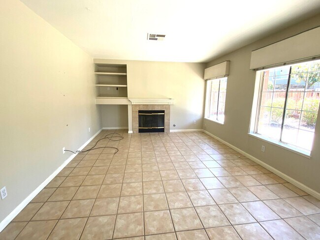 Foto del edificio - Reflections Home in Pleasanton – 3BR + Lof...