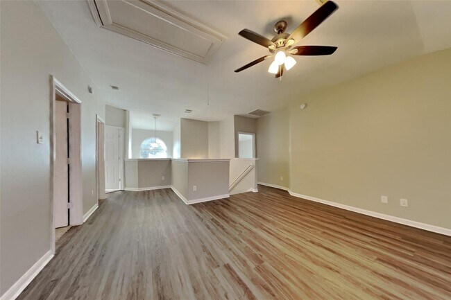 Building Photo - 2831 Wild Oak Park Dr