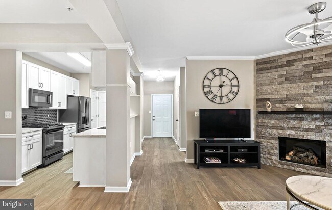 Building Photo - 20451 Chesapeake Square